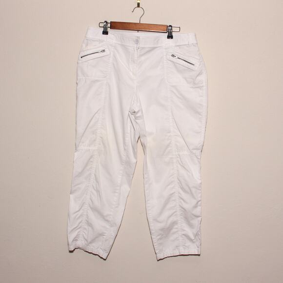 Chico's White Hiking Style pants Cropped Cotton Blend Size 2 (12) - Picture 1 of 8